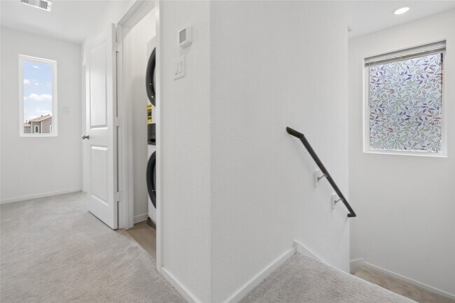 Building Photo - 18242 Via Aurelia Dr