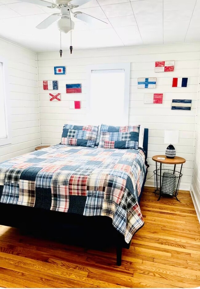 Building Photo - 236 E Carpenter Ave