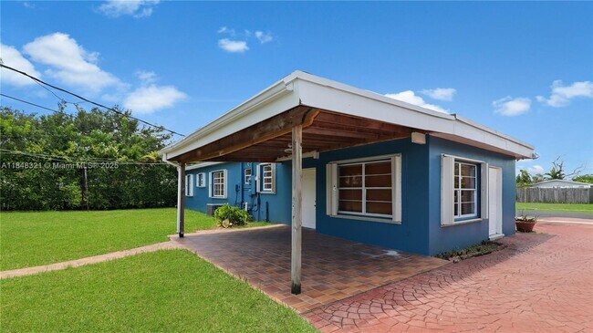 Building Photo - 20111 Eagle Nest Rd