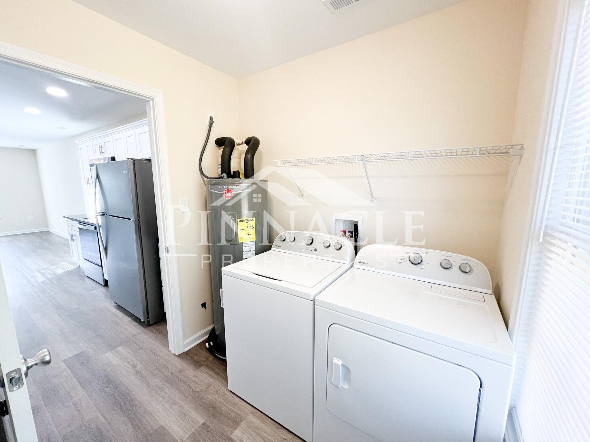 Building Photo - 213 Munford St