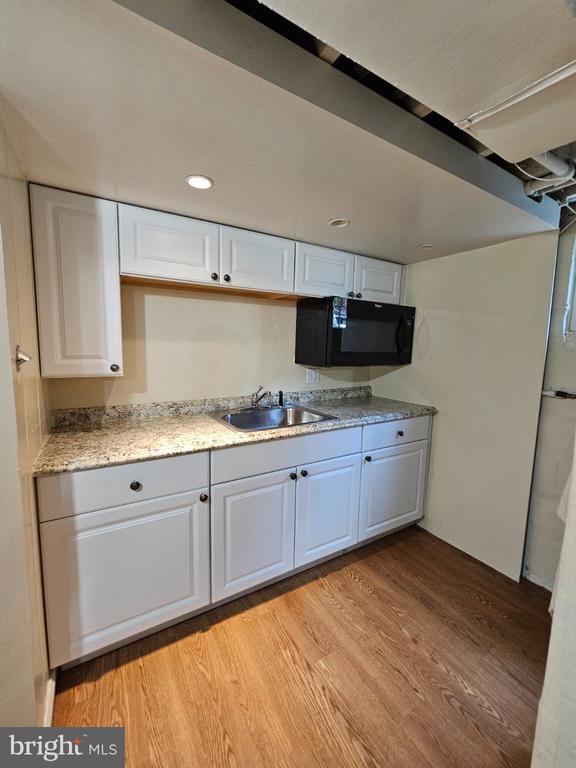Building Photo - 626 N George Mason Dr