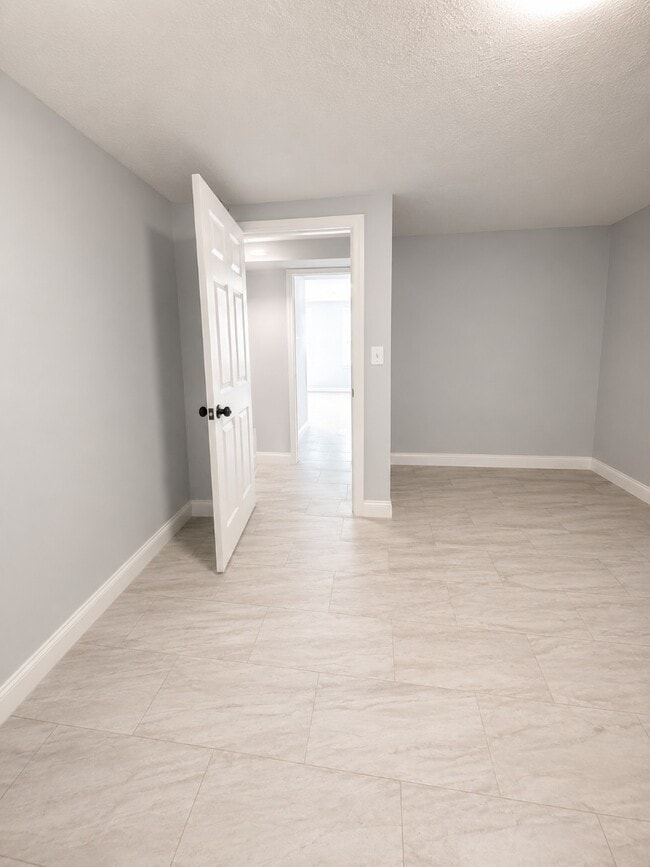 Building Photo - 3115 Bracken Woods Ln