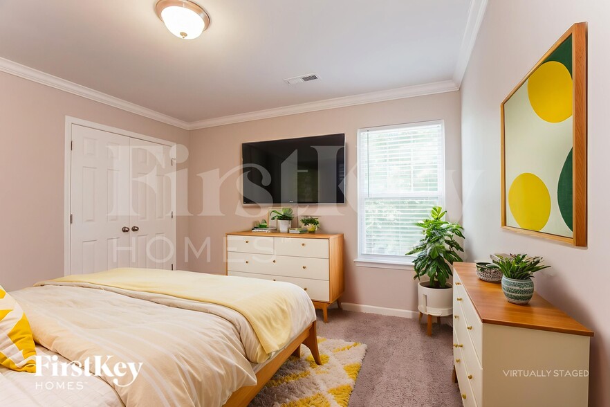 Building Photo - 4407 Lawrence Daniel Dr