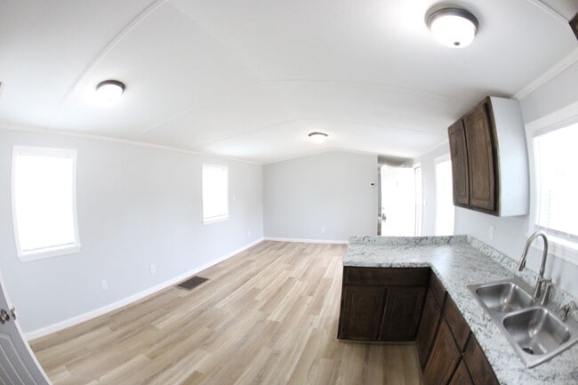 Building Photo - 7025 Ottis Ln