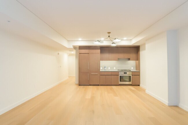 Building Photo - 2bd/1ba Seattle Condo