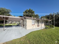 Building Photo - 1030 Lakewood Ct