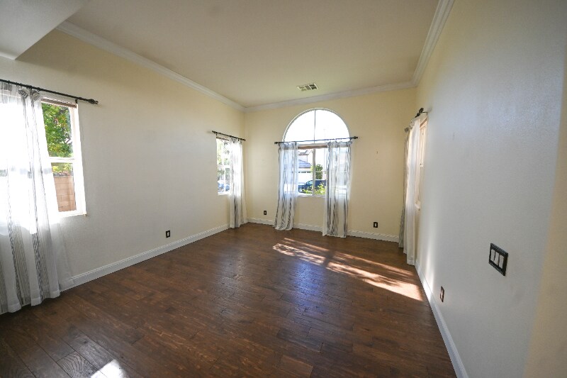 Building Photo - 31643 Serrento Dr