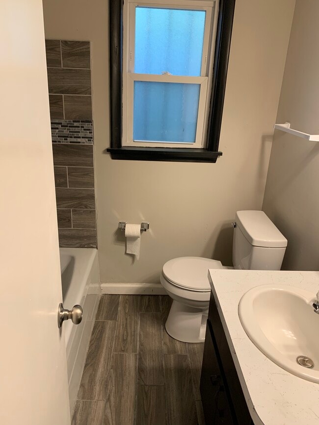 Building Photo - 3301 Buckeye Ct