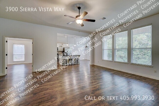 Building Photo - 3900 Sierra Vista Way