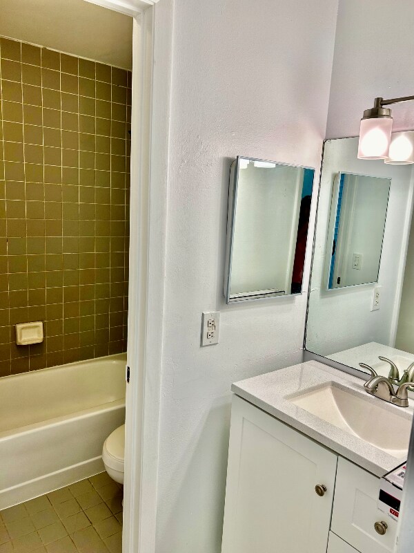 Building Photo - 7730 SW 156th Ct