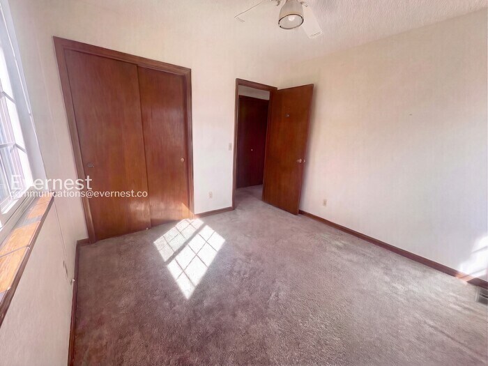 Building Photo - 4930 Sprangler Dr