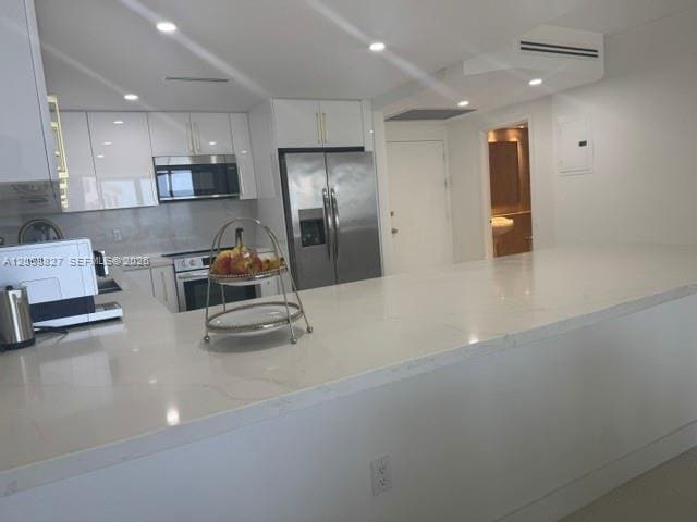Building Photo - 5401 Collins Ave