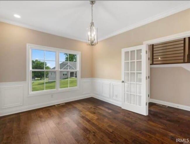 Building Photo - 600 Whitetail Ct