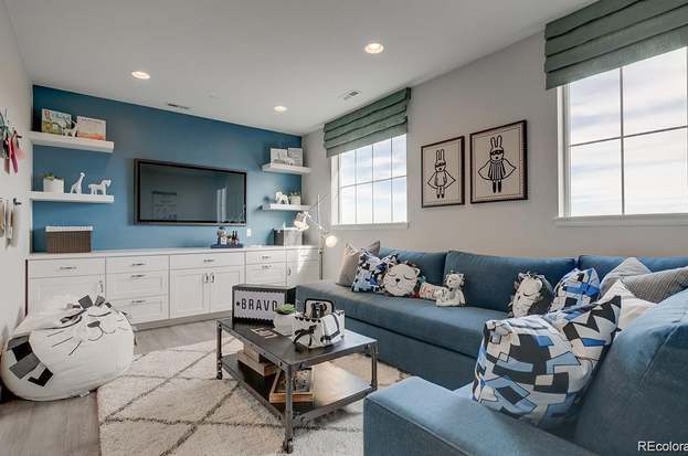 Building Photo - 12801 Galapago St