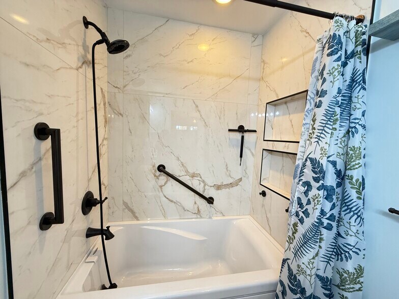 Building Photo - 49 Joyner Ct