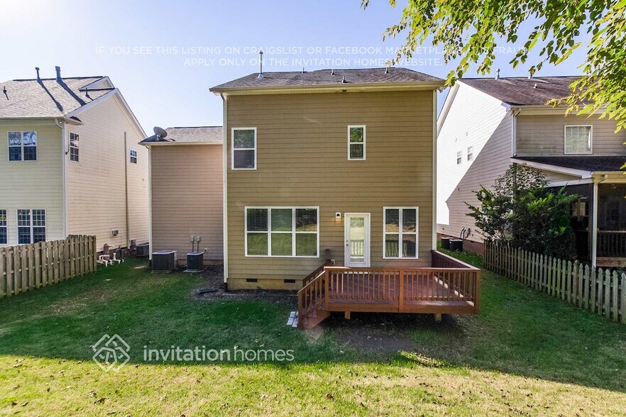 Building Photo - 13319 Pierre Reverdy Dr