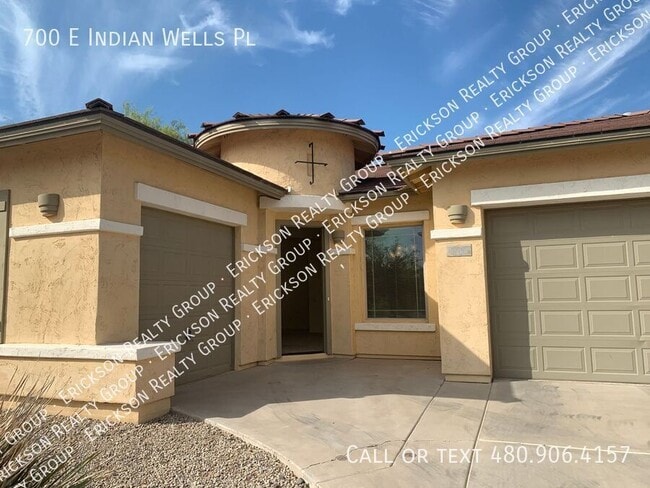 Building Photo - 700 E Indian Wells Pl