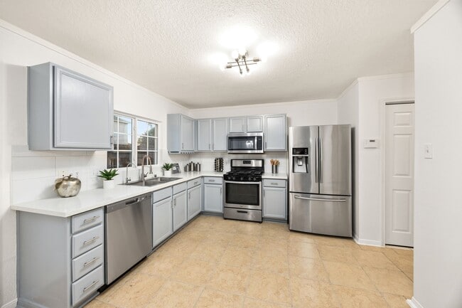 Building Photo - 19627 Lighthouse Scene Ln