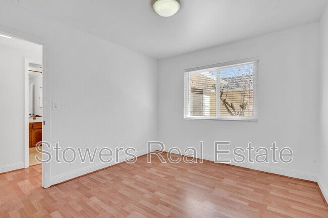 Building Photo - 2940 Sombrero Cir