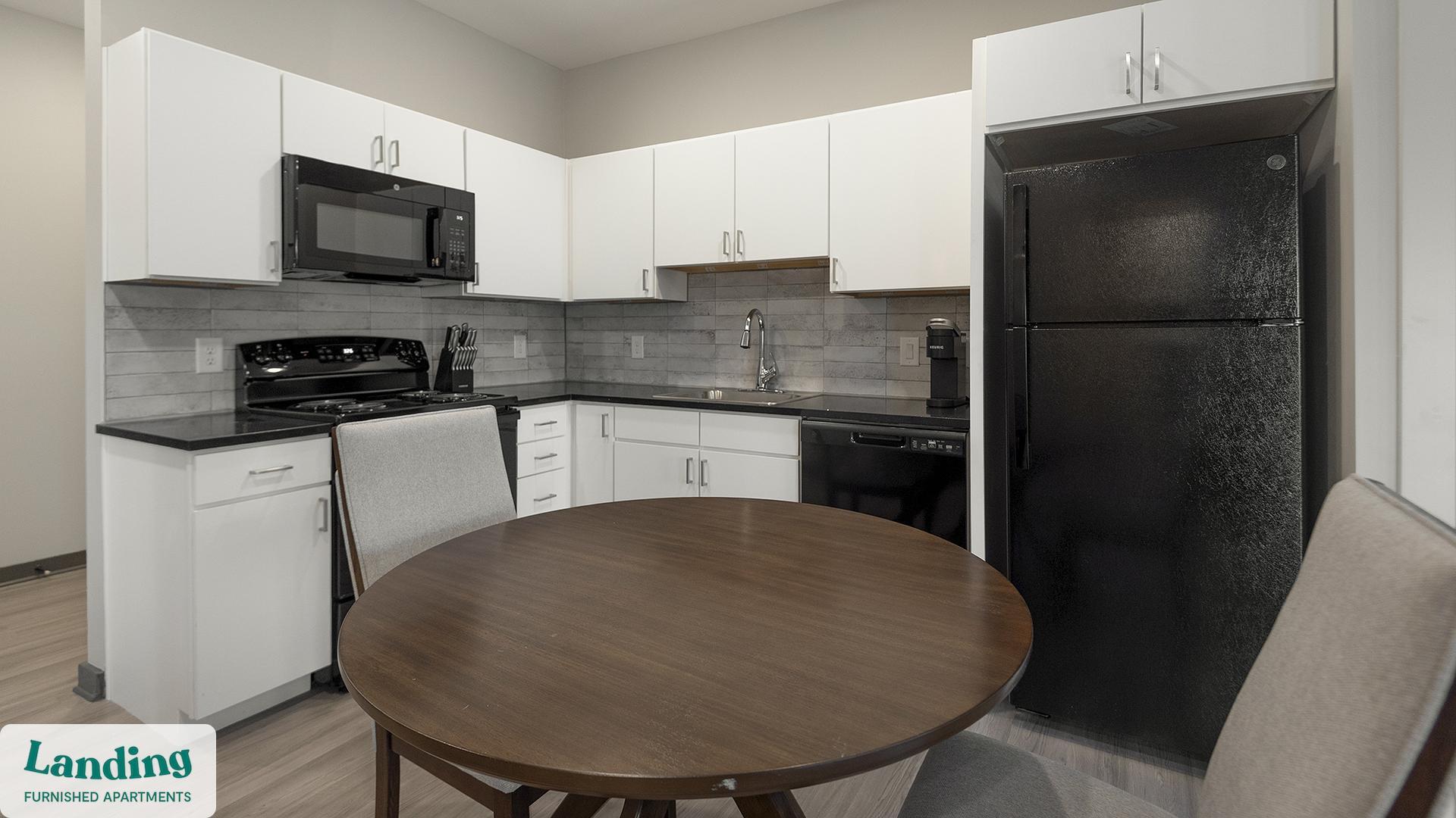 Building Photo - 645 N Front St