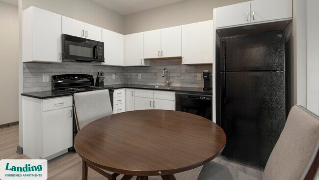 Building Photo - 645 N Front St