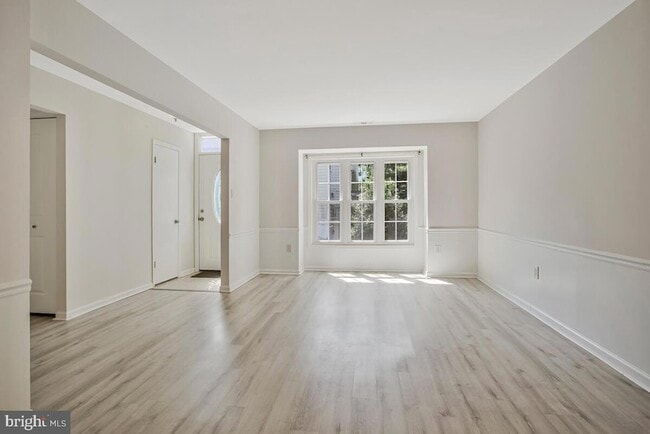 Building Photo - 1520 Marlborough Ct