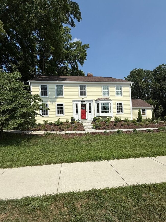 Building Photo - 45800 W Ann Arbor Trail