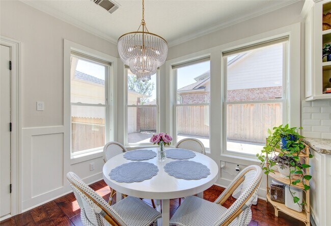 Building Photo - 12503 Whispering Sands Ct