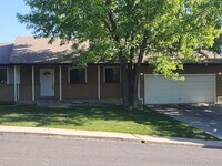 Building Photo - 938 E 25 S