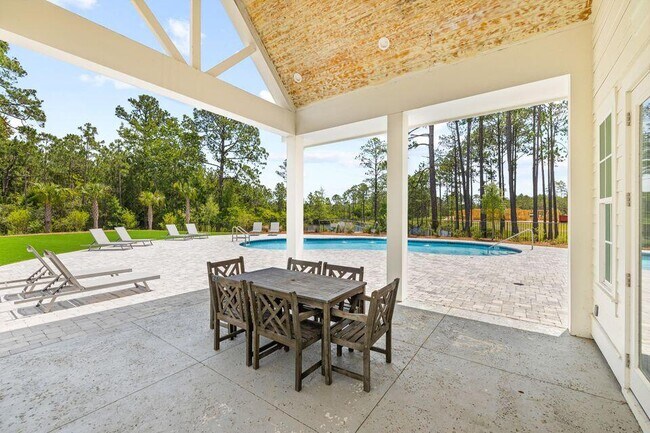 Building Photo - 25 Sugar Sands Dr