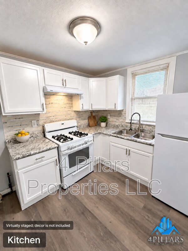 Building Photo - 4030 Alexander Ave