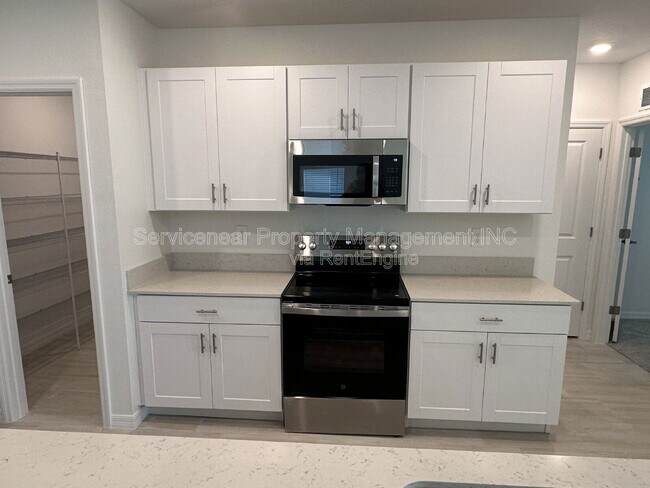 Building Photo - 8519 Sea Ray Run