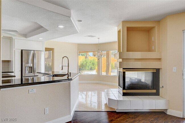 Building Photo - 2707 Mallard Landing Ave