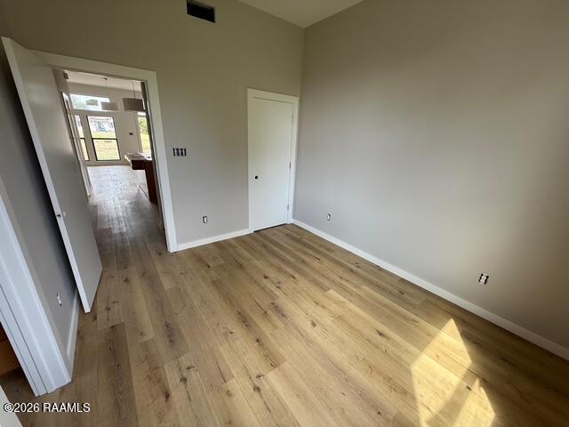 Building Photo - 1120 S Washington St