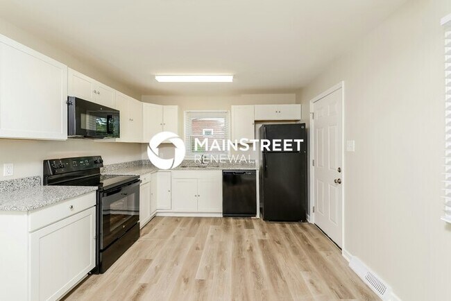 Building Photo - 3 Bedroom Pet-Friendly Home in Winston-Sal...