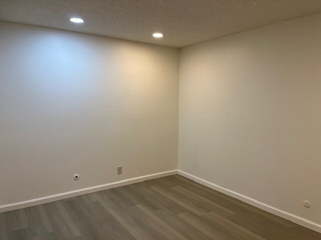 Building Photo - 1651 Sutter St