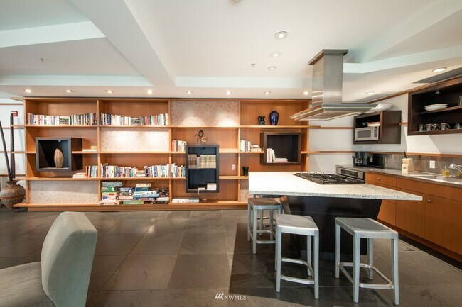 Building Photo - Capitol Hill - Braeburn open 1 Bedroom / 1...