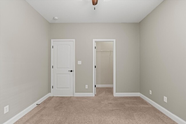 Building Photo - Fenced Yard! Storm Shelter! Conveniently l...