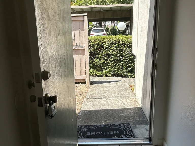 Building Photo - 211 Stony Point Rd