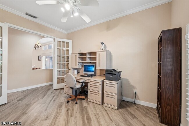 Building Photo - 8868 Lely Island Cir