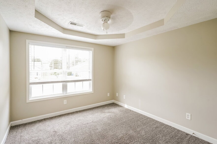 Building Photo - 906 Bexley Dr