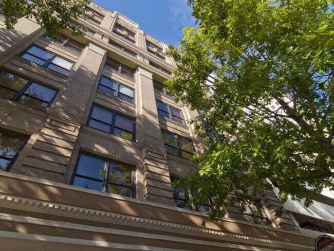 Building Photo - Beautiful 1 Bed- 1 Bath in Houston Place L...