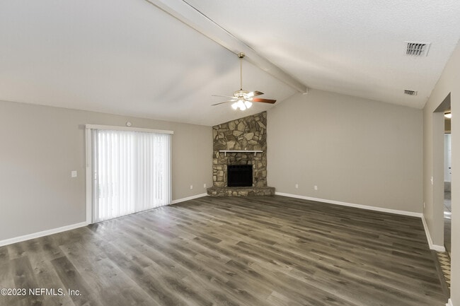 Building Photo - 11023 Poppins Ct