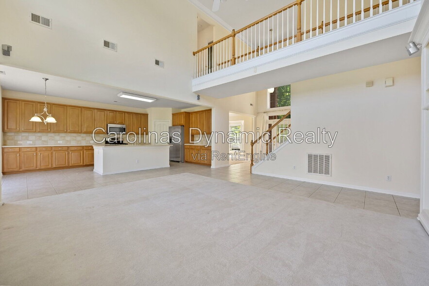Building Photo - 12315 Chesley Dr