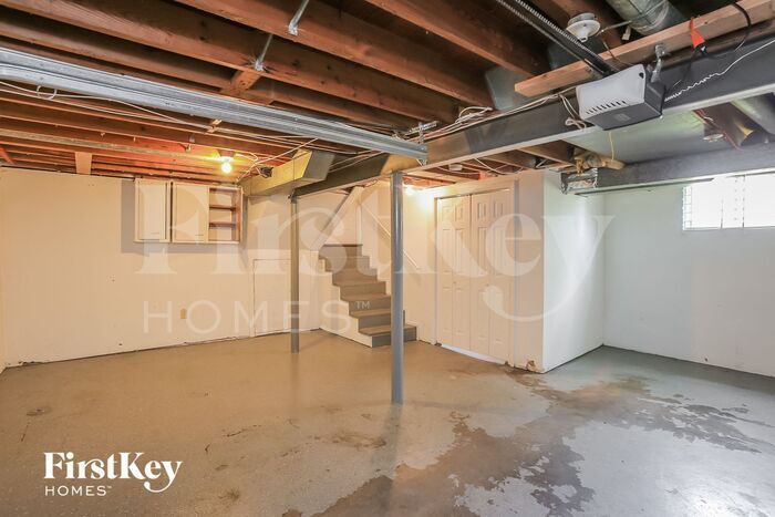 Building Photo - 4135 N Jackson Ave