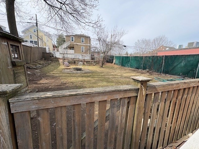 Building Photo - 19 Cohasset St