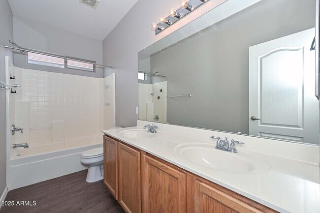 Building Photo - 17149 W Saguaro Ln