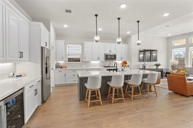 Building Photo - 10122 Water Harbor Dr