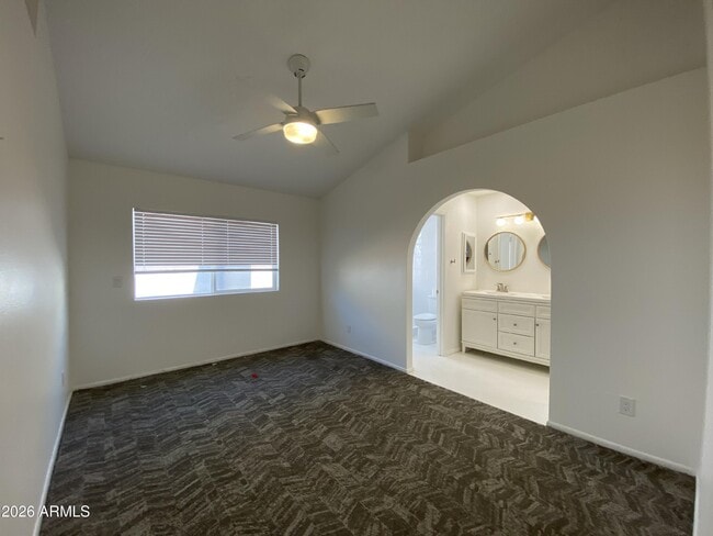 Building Photo - 1055 N Recker Rd