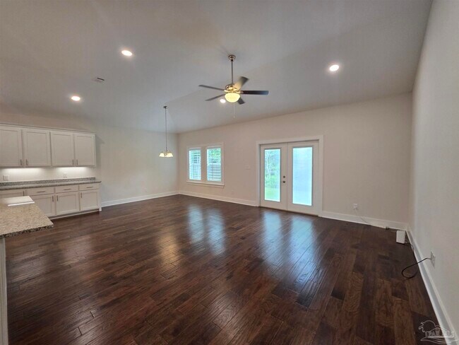 Building Photo - 4570 Omaha Dr
